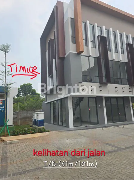 RUKO BARU HOEK POSISI KELIHATAN DARI JALAN DI CAMPTON BSD