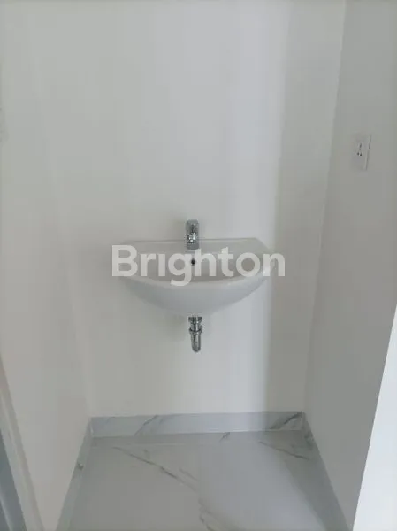 image RUMAH DOUBLE DEKKER LAVON 2, TANGGERANG (8)