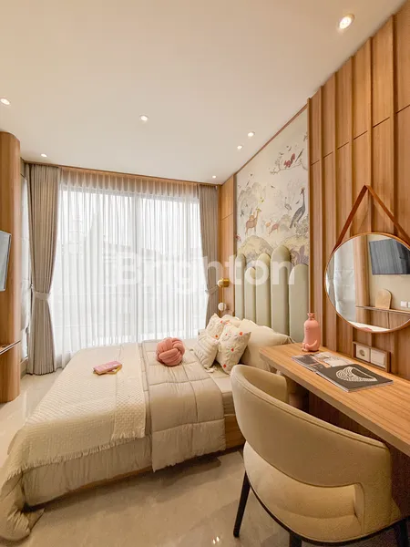 image RUMAH 2 LANTAI PREMIUM DAN LUX TYPE GIVA 8, LB/LT 182/128 DI GRAND WISATA (5)