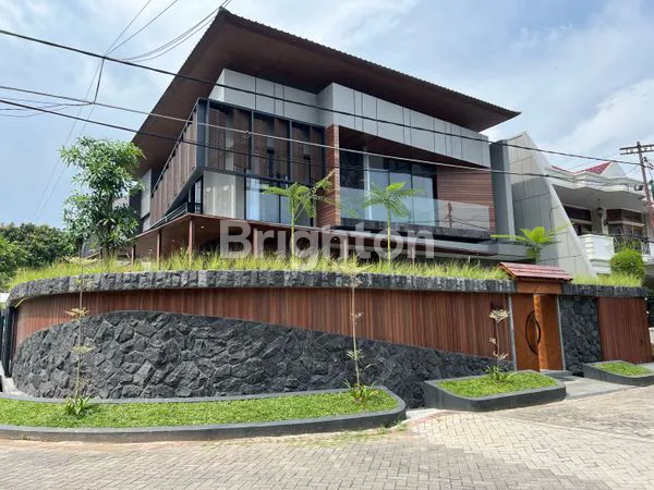 image RUMAH MODERN TROPICAL HOUSE WITH WATERFALL & POOLL DI MANYAR KERTOADI DEKAT KERTAJAYA, DHARMHUSADA, KAMPUS ITS  & GSLAXY MALL (1)