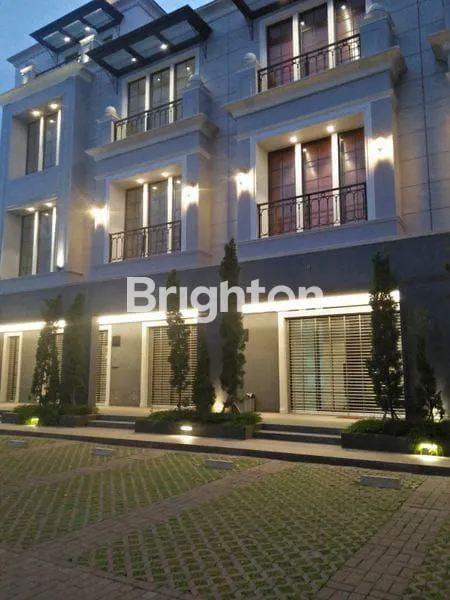 image THE MOST EXCLUSIVE SHOPHOUSE IN EAST JAKARTAJUAL RUKOJL. I GUSTI NGURAH RAI JAKTIM - JAKARTA TIMUR (4)