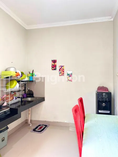 image RUMAH BARU FULL FURNISHED DI LINGKUNGAN ASRI BERBAH, SLEMAN DEKAT BANDARA ADISUTJIPTO (8)