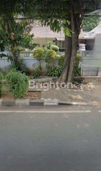 image RUMAH PINGGIR JALAN RAYA KEBAYORAN LAMA, JAKARTA SELATAN (2)
