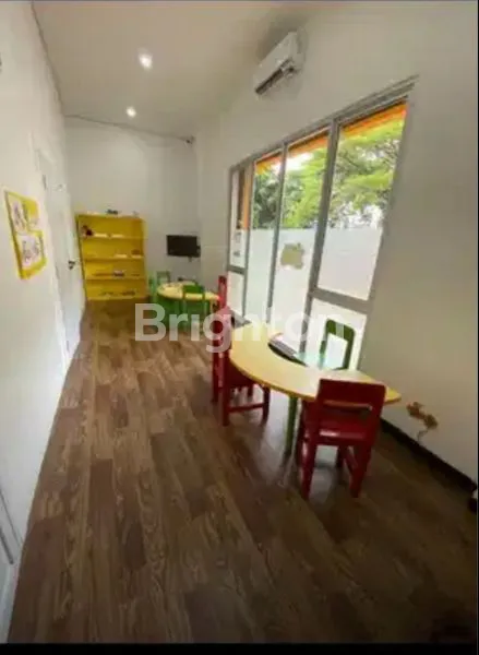 image RUKO HOOK  3 LANTAI DI BSD TANGERANG SELATAN (2)