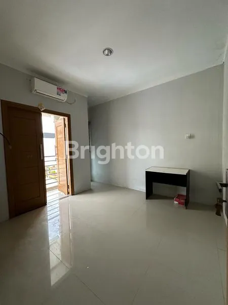 image RUMAH CANTIK 2LT  SIAP HUNI TIBAN CIPTALAND (8)
