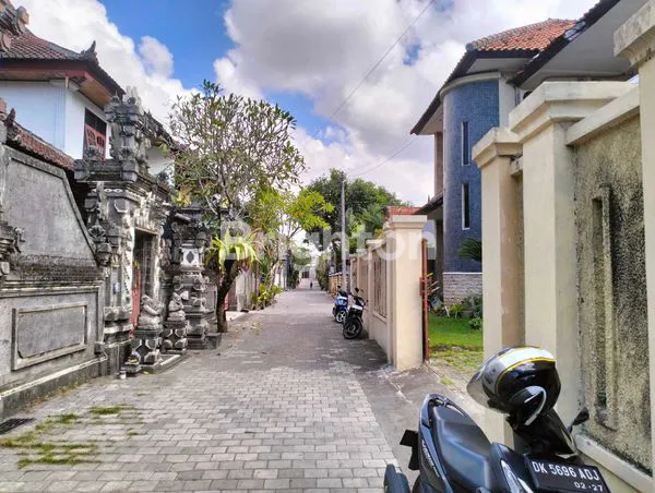 image DIJUAL RUMAH HUNIAN NYAMAN 2 LANTAI, DEKAT MALL, DAN DITENGAH KOTA, STRATEGIS. (2)