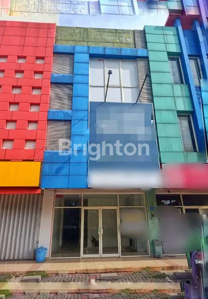 RUKO 3 1/2 LANTAI PAKUWON CITY SURABAYA BARAT