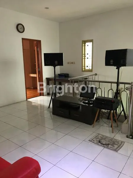 image RUMAH TANJUNG DUREN FURNISH JAKARTA BARAT (1)