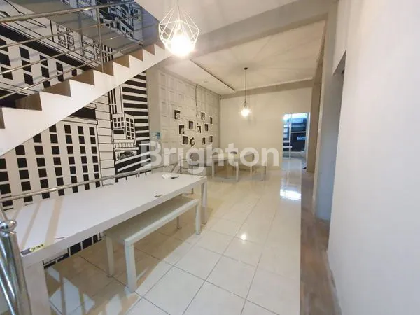 image RUKO 2 JEJER - 3 LANTAI POTENSIAL BISNIS POROS JALAN KE SOEKARNO HATTA MALANG (4)