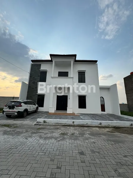 image RUMAH BARU SUPER MEWAH DI SOLO BARU (1)