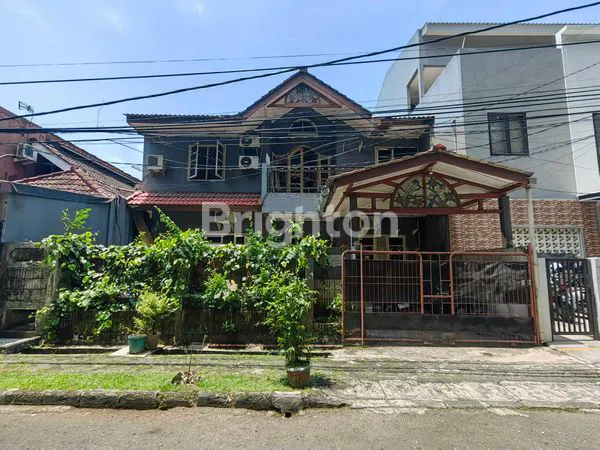 image RUMAH DI GRIYA LOKA BSD TANGERANG  (1)