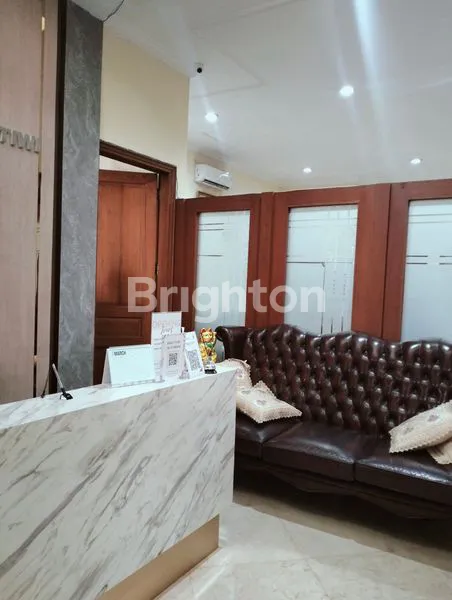 image KANTOR YANG STRATEGIS (8)