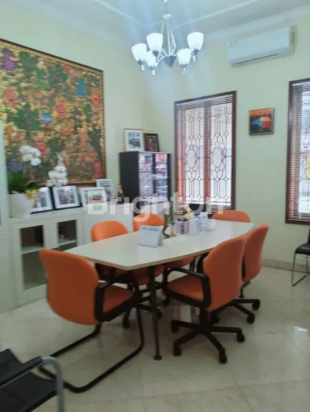 image KANTOR YANG STRATEGIS (4)