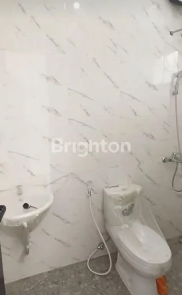 image KUTISARI INDAH. TIDAK PERLU KOS !! NEW. MURAH BANGET BANYAK BONUSNYA !! DEKAT UNIV. PETRA HANYA 1 M' AN (5)