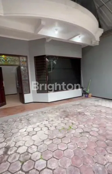 image RUMAH NGAGEL WASANA,2 LANTAI 5 KMR TIDUR,TERAWAT SIAP HUNI ! (2)