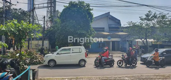 image RUMAH HOOK CIAMIK TENGAH KOTA (4)