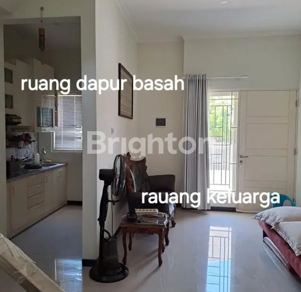 image HUNIAN HOOK MINIMALIS MODERN 2 LANTAI ONE GATE SYSTEM DI PANDUGO SBY TIMUR (4)