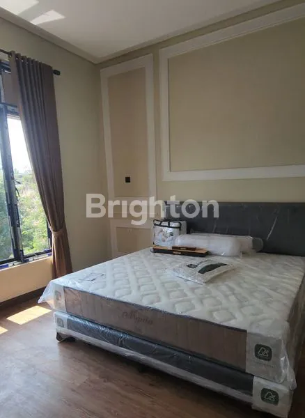 image RUMAH BARU FULL FURNISH BSD TANGERANG SELATAN (7)