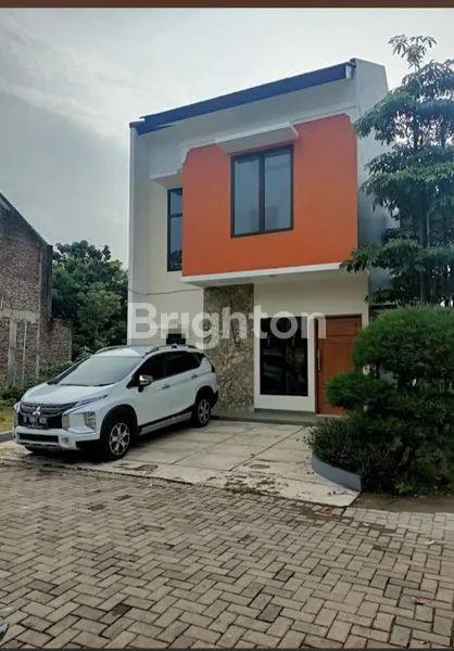 image HUNIAN NYAMAN & AMAN, MINIMALIS, MODERN BALI, CLUSTER GRAND TANTRAM , SERPONG TANGERANG SELATAN (2)