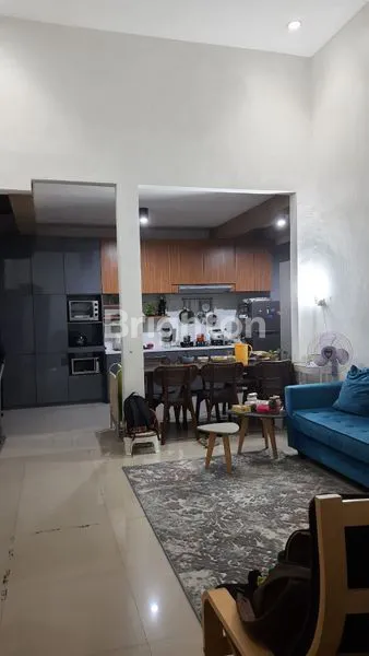 image RUMAH 2 LANTAI + MEZANIN+ TOKO ,PEPELEGI INDAH, SIDOARJO (2)