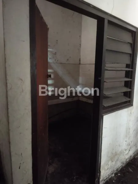 image RUKO 1,5 LANTAI DI SIDOTOPO WETAN SURABAYA (4)