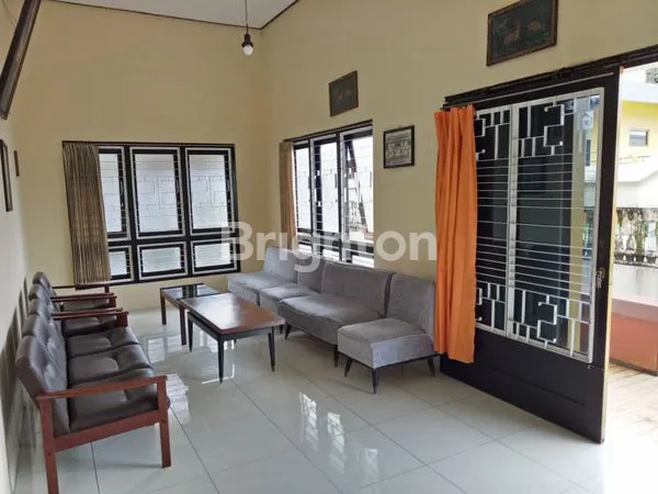image RUMAH LUAS 2LT LOKASI JL KOLONEL KARDJONO WONOSOBO (6)