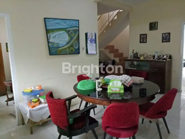 image RUMAH LUAS 2LT LOKASI JL KOLONEL KARDJONO WONOSOBO (7)