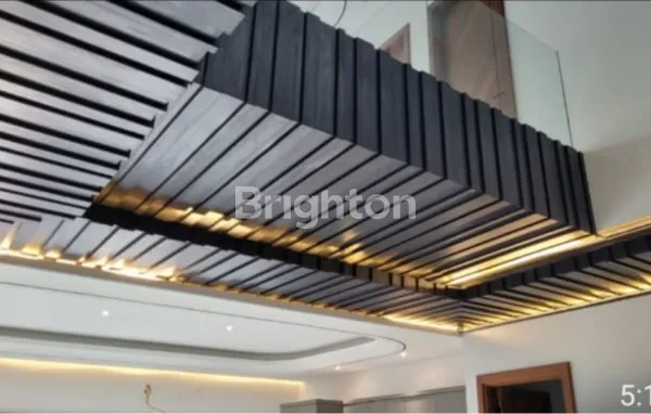 image RUMAH KUALITAS PREMIUM TROPICAL MODERN DI MANYAR KERTOADI LOKASI STRATEGIS DAN JALAN LEBAR (7)