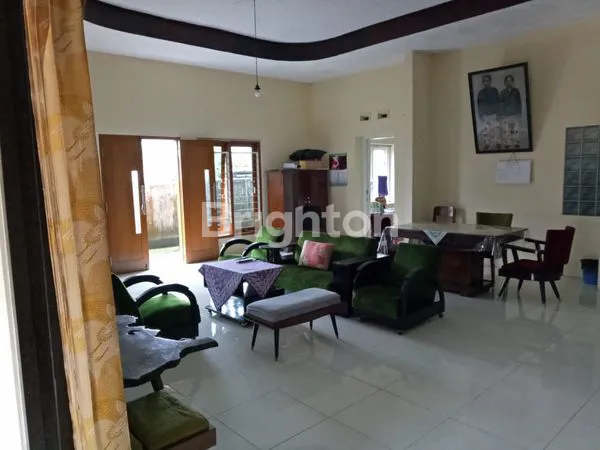image RUMAH LUAS 2LT LOKASI JL KOLONEL KARDJONO WONOSOBO (4)