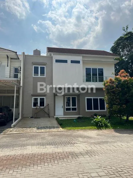 image BSD HYLAND - RUMAH HOOK DI GREENWICH BSD (1)