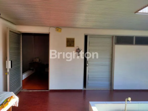 image RUMAH DI TENGAH KOTA DI KELABAT DAERAH ARJUNA (4)