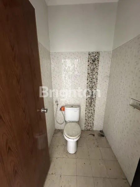 image RUMAH STRATEGIS DEKAT PAKUWON MALL SOLOBARU (7)