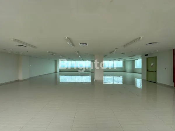 image RUANG PERKANTORAN PUSAT BISNIS STRATEGIS SOLOBARU (8)