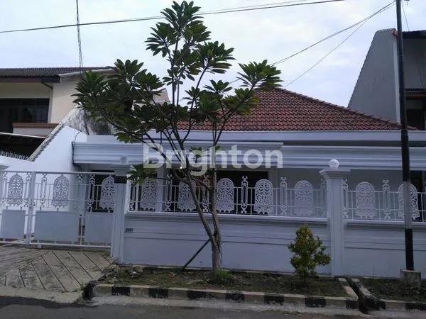 image RUMAH SIAP HUNI DI MARGOREJO INDAH (1)