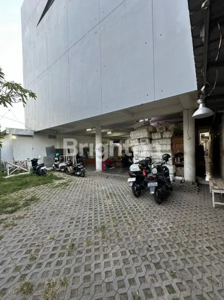 image RUKO 3 LANTAI DI PURA DEMAK (1)