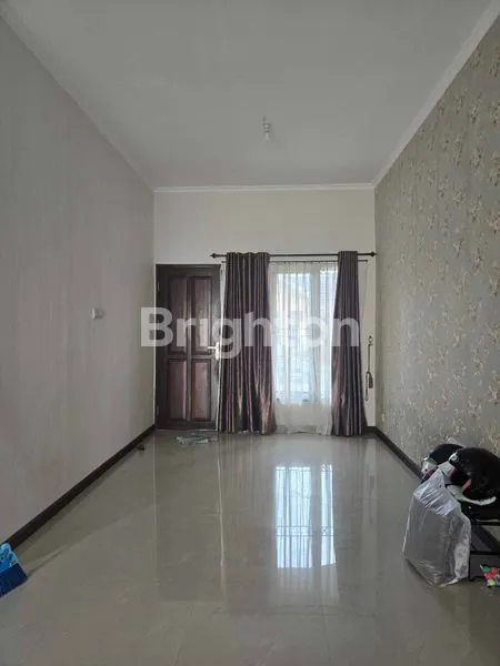 image RUMAH MINIMALIS SIAP HUNI TANPA HARUS  RENOVASI DI PERUMAHAN BUKIT TAMAN SARI (5)