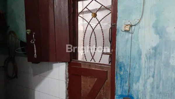 image DIJUAL CEPAT - RUMAH 2 LANTAI - DITENGAH KOTA - JAKARTA PUSAT (7)