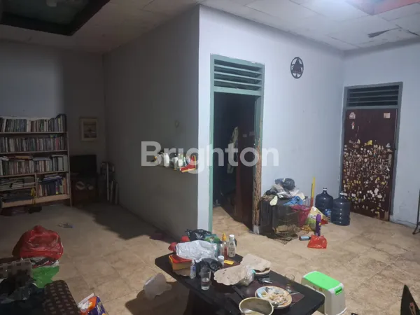 image RUMAH STRATEGIS DI PINGGIR JALAN – COCOK UNTUK USAHA (SHM) (JALAN RAYA CURUG, BITUNG) (3)
