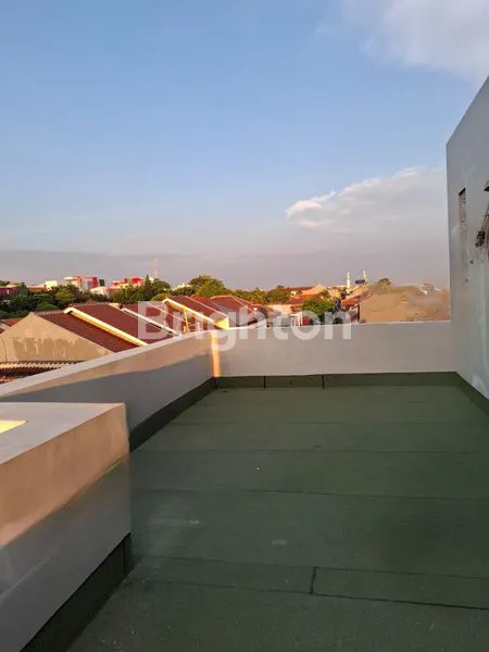 image RUMAH BANGUNAN BARU BAGUS STRATEGIS DEKAT MALL KALIBATA JAKARTA SELATAN  (8)