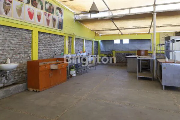 image BANGUNAN KOMERSIAL EX RESTO, BANGUNAN 3 LANTAI, LOKASI SANGAT STRATEGIS, PARKIRAN LUAS, HARGA NEGO (8)