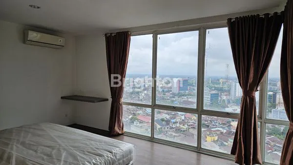 image UNIT APARTEMEN SEMI FURNISH THE PEAK PEKANBARU (7)