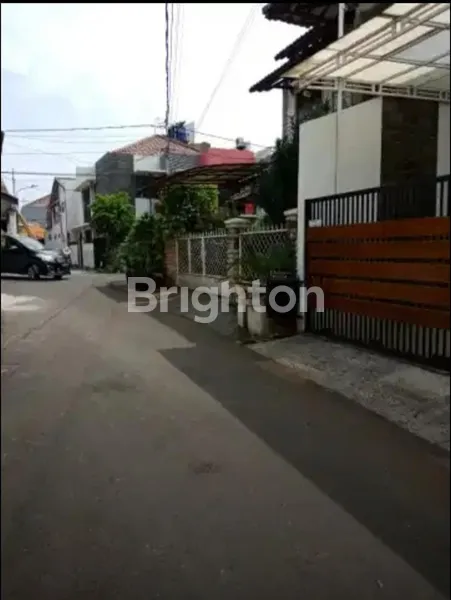 image RUMAH MINIMALIS DATARAN TINGGI LOKASI STRATEGIS DI PULOMAS JAKARTA TIMUR (6)