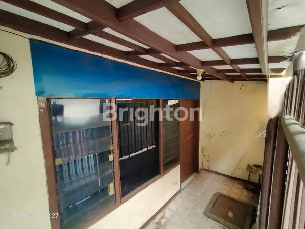 image MURAH SEKALI RUMAH TUA HITUNG TANAH DI TANJUNG DUREN (1)