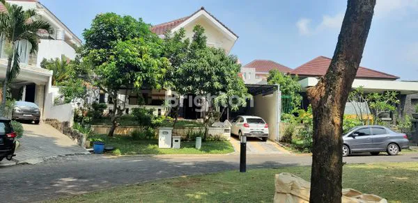 image RUMAH LUAS DI TAMAN BUNGA BSB (1)