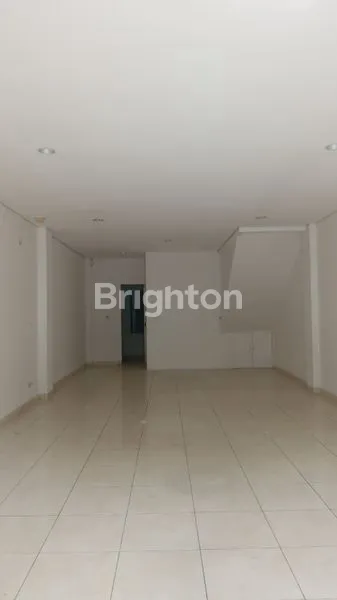 image RUKO SIAP.HUNI 3 1/2 LANTAI PLUIT COCOK UNTUK BANK (6)