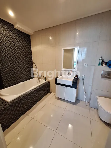 image APARTEMEN CIPUTRA WORLD VUE FULL FURNISH SIAP HUNI DI SURABAYA BARAT (8)