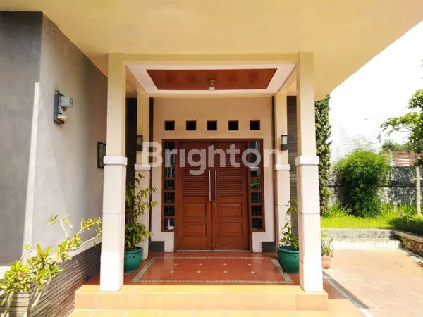 image RUMAH MEWAH MINIMALIS CIGADUNG BANDUNG (8)