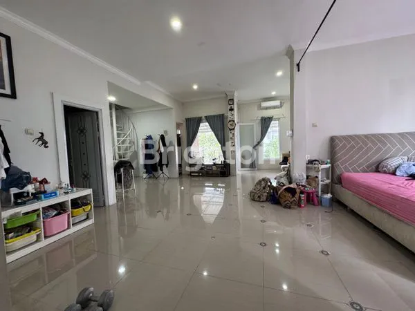 image RUMAH 2 LANTAI MODERN ASRI CISAUK TANGERANG (5)