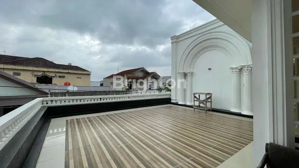 image RUMAH MEWAH SIAP HUNI DI DAMAI LANGGENG (8)
