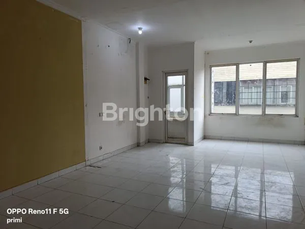 image RUKO HOEK  JL. BOULEVARD RAYA GADING SERPONG TANGERANG (2)